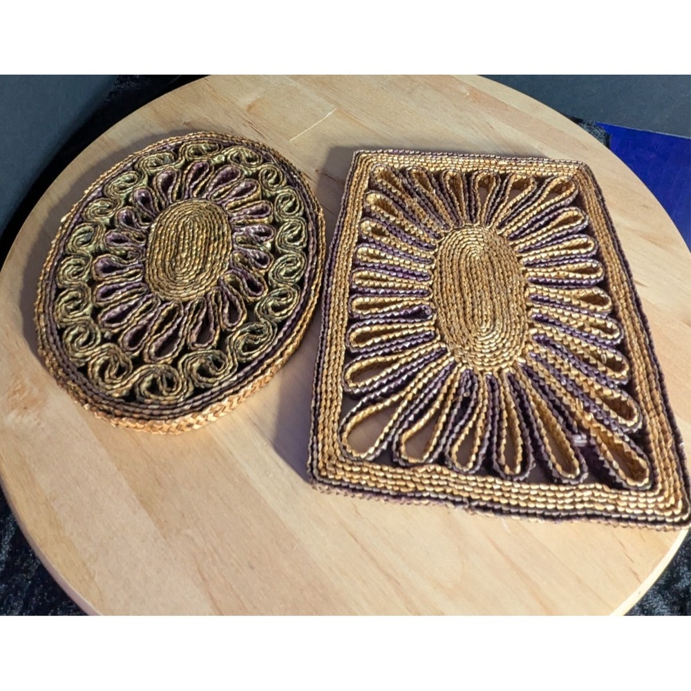 Lot 2 Vtg Raffia Straw Trivet Hot Pad Rattan Wicker Boho Wall Decor 1970s